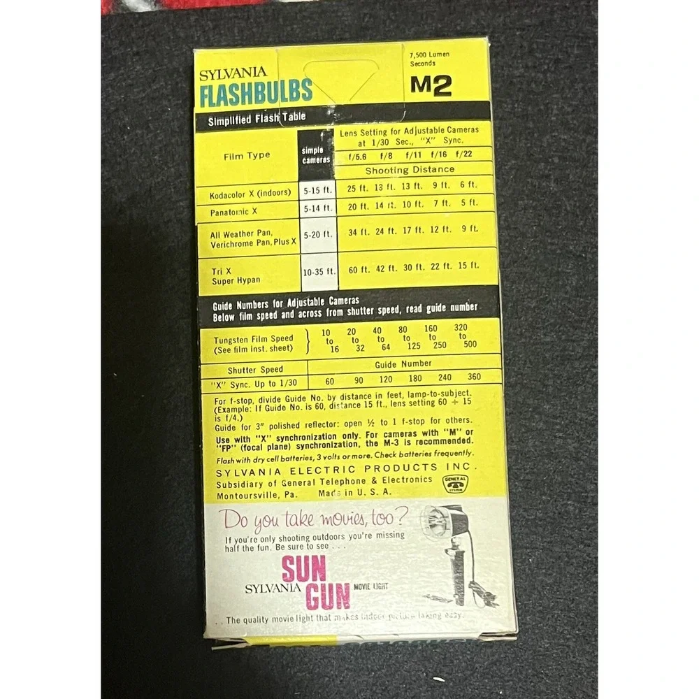 Sylvania Flashbulbs Clear M3 Box of‎ 12 Bulbs